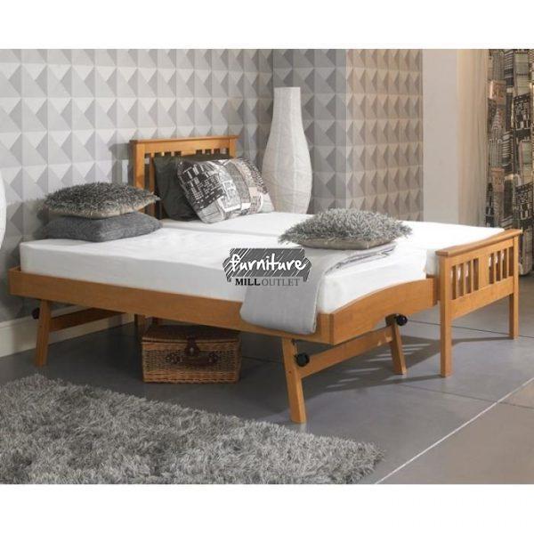 oak-hardwood-guest-bed-with-trundle