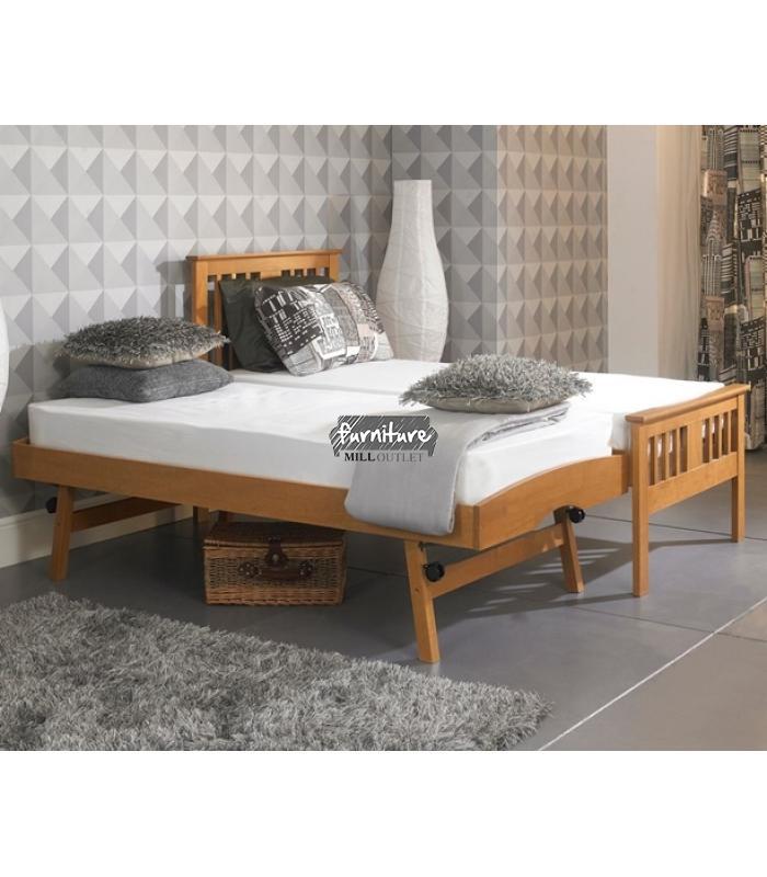 oak-hardwood-guest-bed-with-trundle