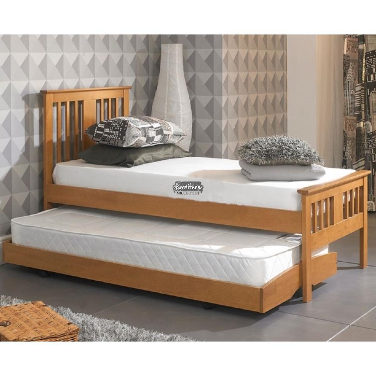 oak-hardwood-guest-bed-with-trundle2