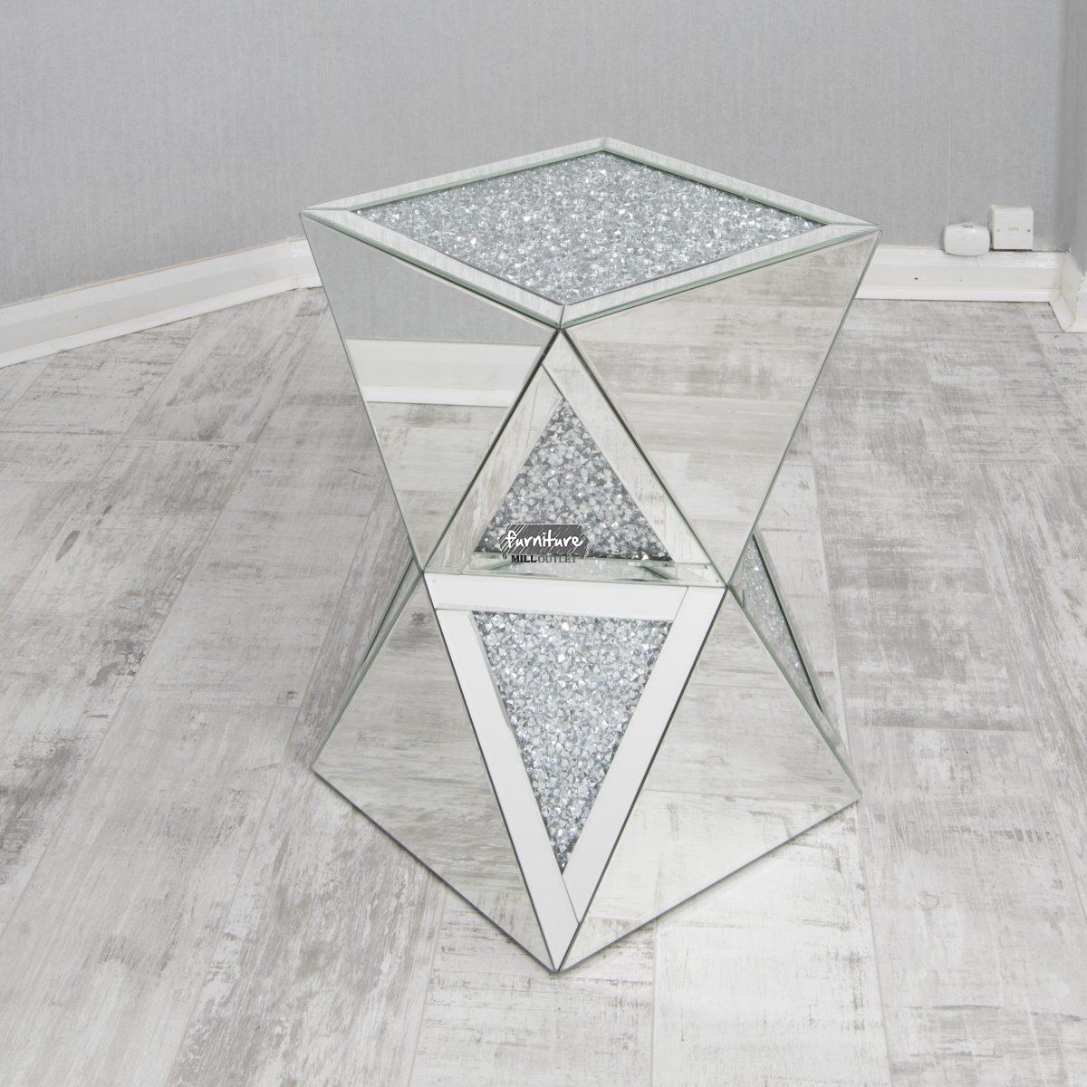 Crushed Diamond Glass Pedestal